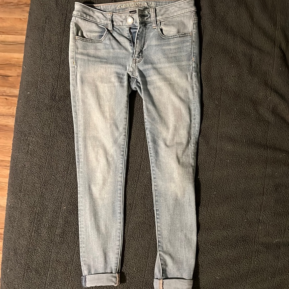 American eagle skinny jeans size six